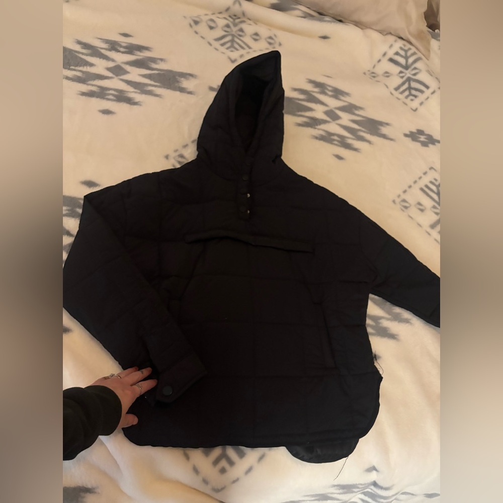 Women’s puff pullover jacket